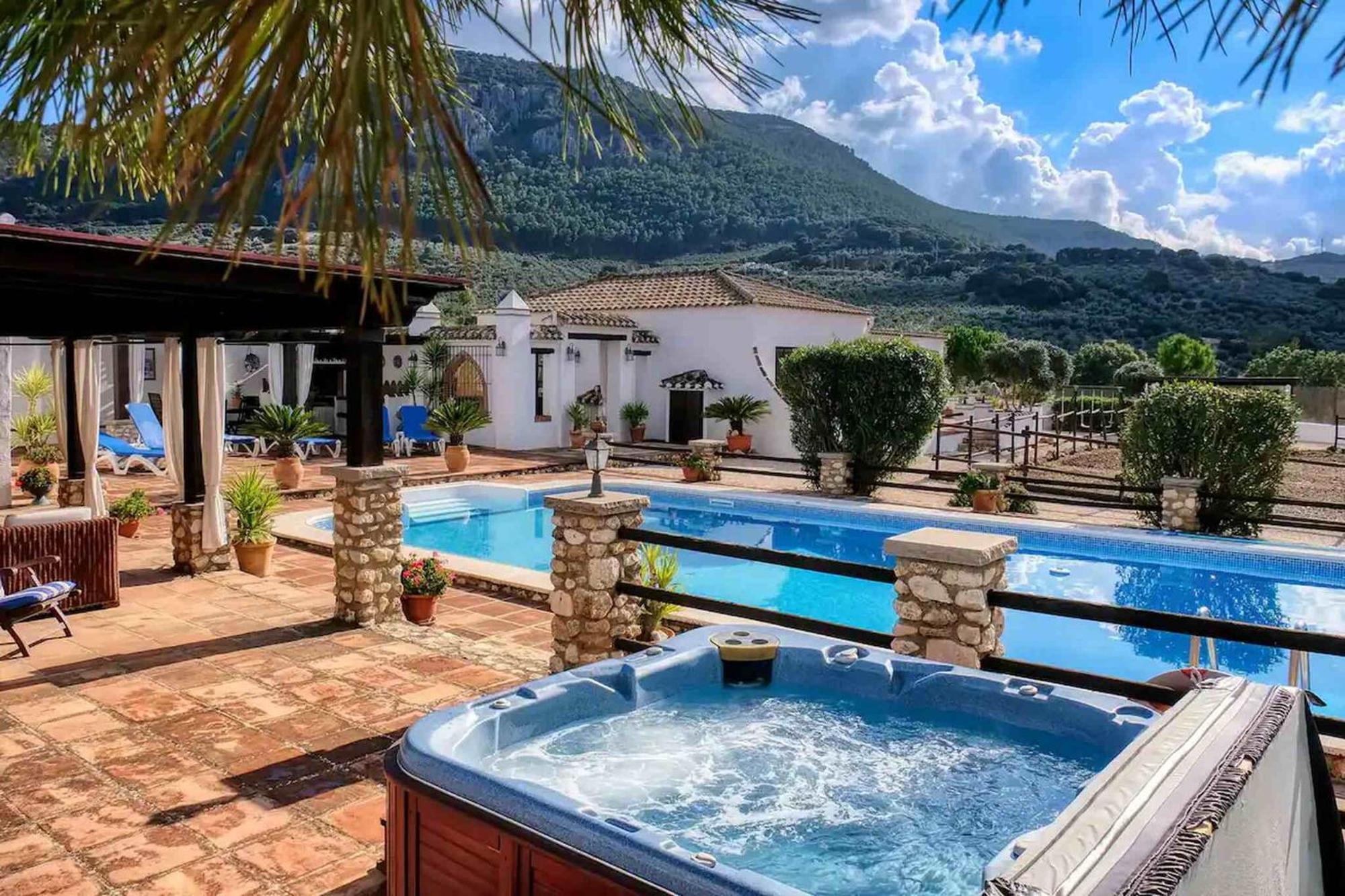 Pasa Fina, Luxury Holiday Retreat Villanueva del Trabuco Ngoại thất bức ảnh